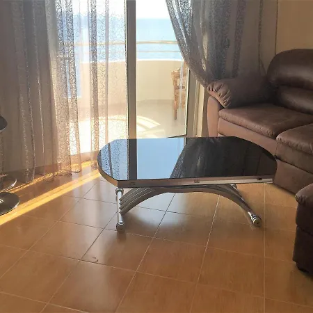 Royal King And Queen For Luxury Life Apartment